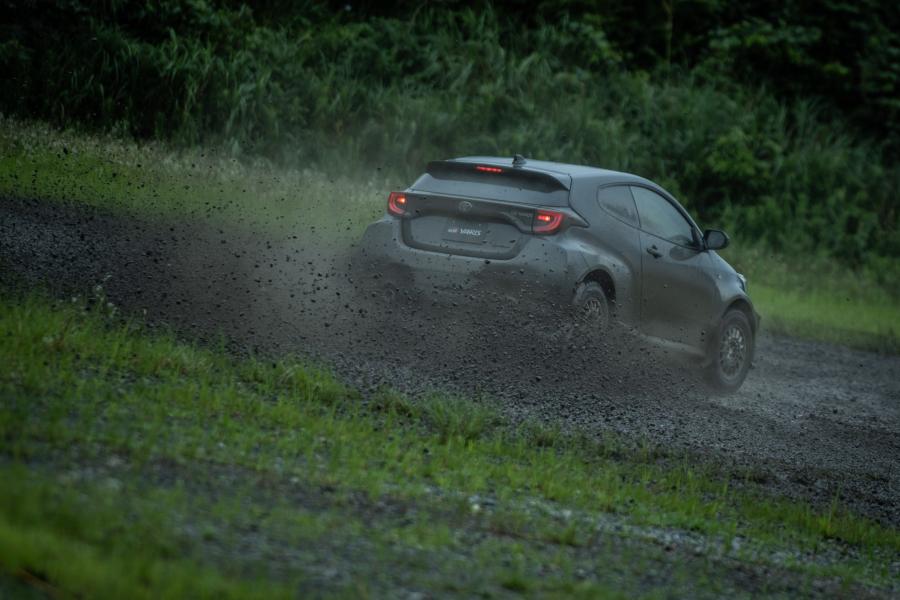 Toyota GR Yaris RZ First Edition 2020 года  (JP) (фото 4 из 27)